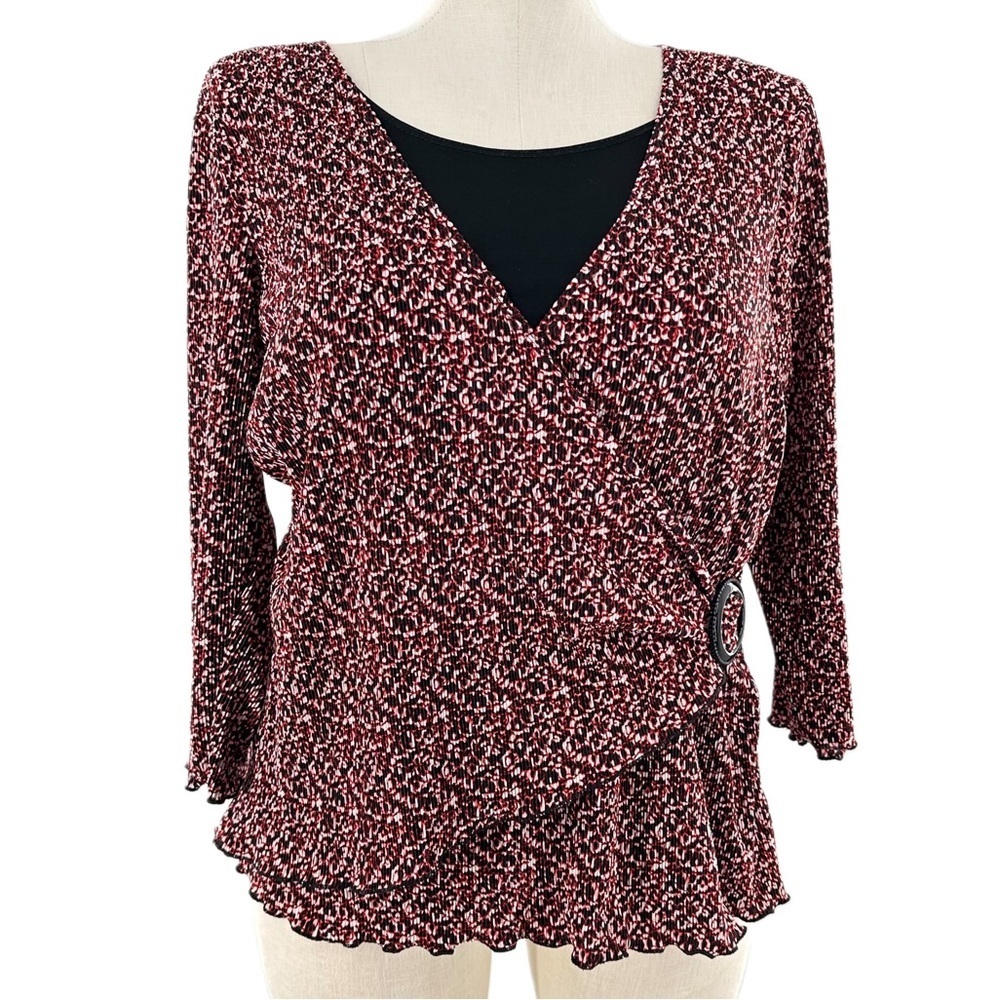 Notations womens top size XL red black floral faux wrap